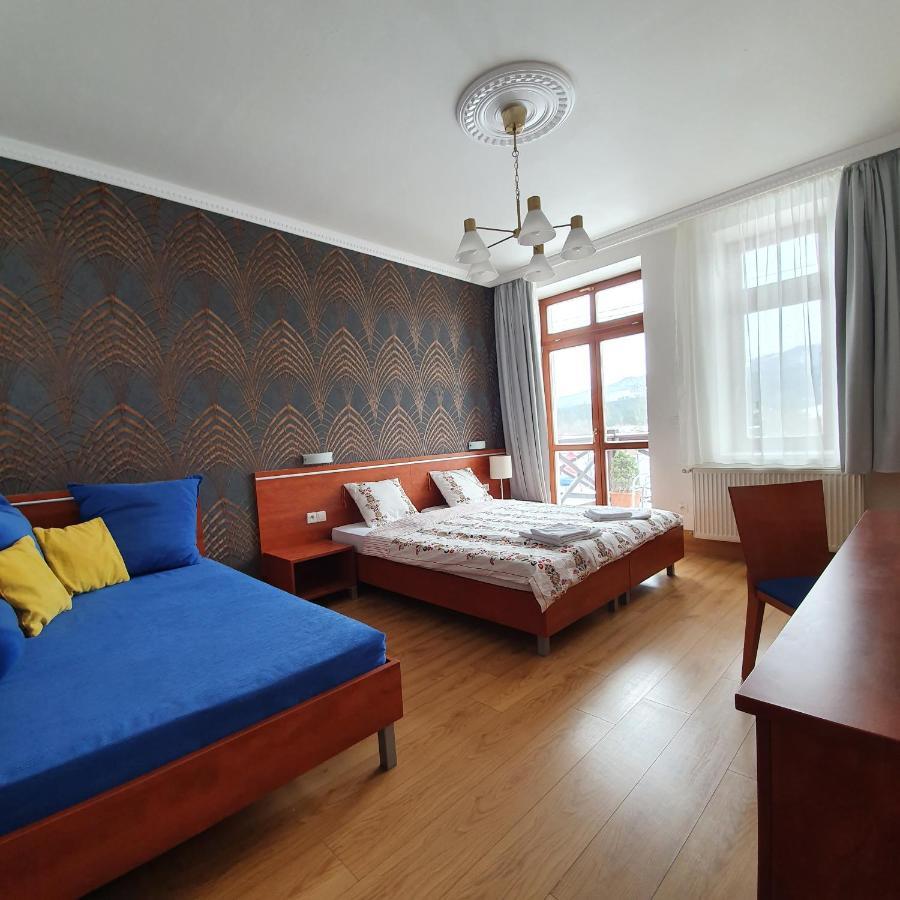 Red Deer Hotel Брезно Экстерьер фото